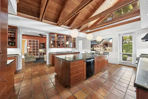 6 La Costa Way Palm Beach FL 33480