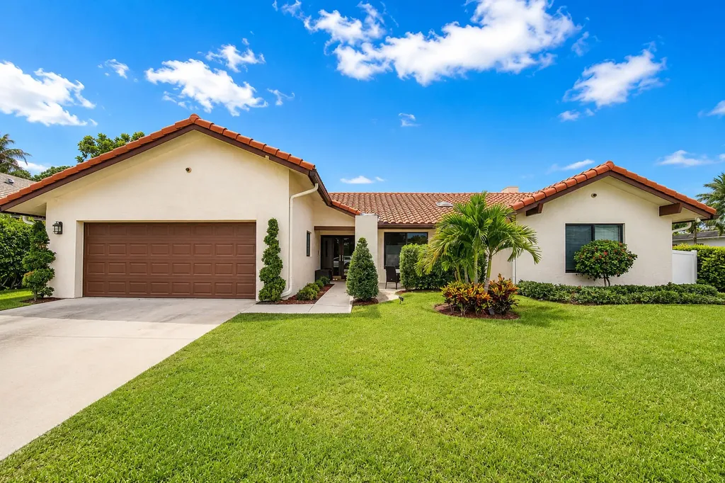 Boca Raton FL, 22209 Morning Glory Terrace