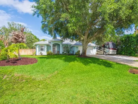 6760 51st Avenue Vero Beach FL 32967
