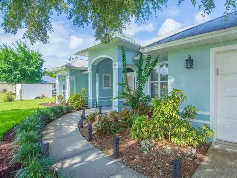 6760 51st Avenue Vero Beach FL 32967