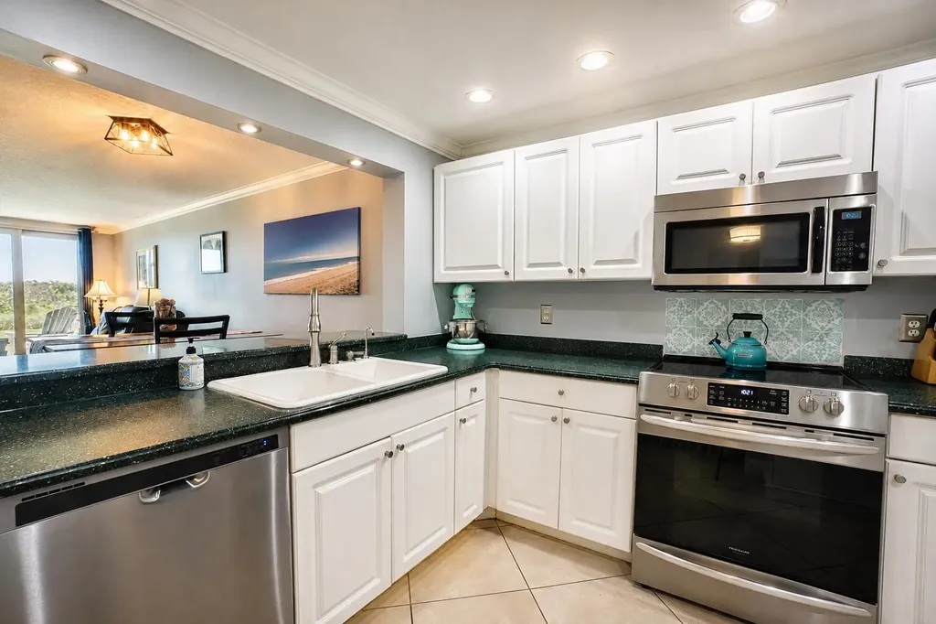 4200 N Hwy A1a Hutchinson Island FL 34949