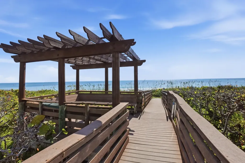4200 N Hwy A1a Hutchinson Island FL 34949