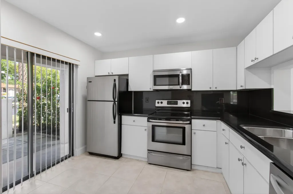 351 Club Circle Boca Raton FL 33487