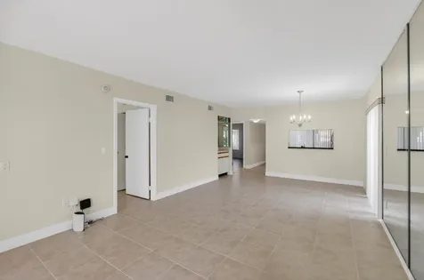 351 Club Circle Boca Raton FL 33487