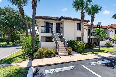 351 Club Circle Boca Raton FL 33487