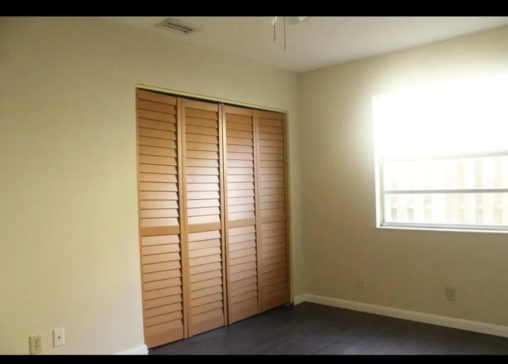 8682 Satalite Terrace West Palm Beach FL 33403