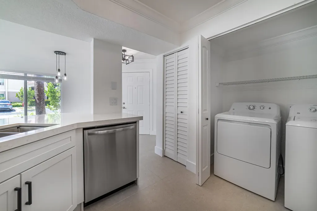 815 W Boynton Beach Boulevard Boynton Beach FL 33426