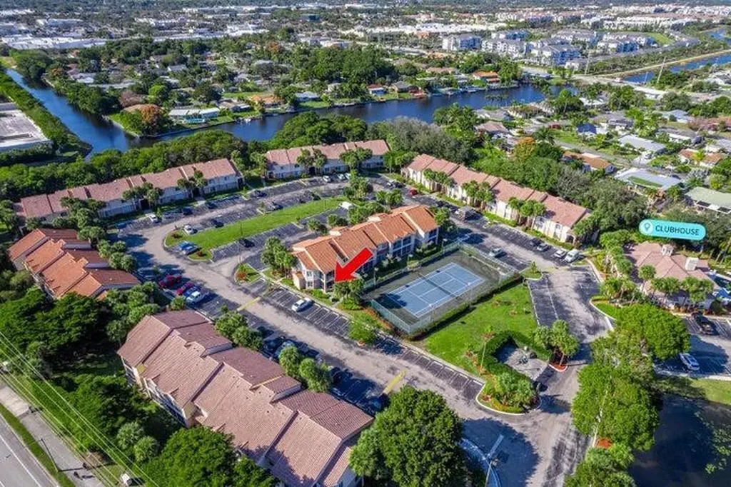 815 W Boynton Beach Boulevard Boynton Beach FL 33426