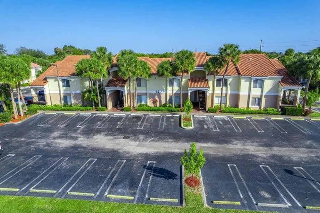 815 W Boynton Beach Boulevard Boynton Beach FL 33426