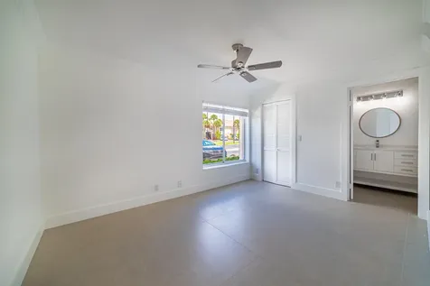 815 W Boynton Beach Boulevard Boynton Beach FL 33426