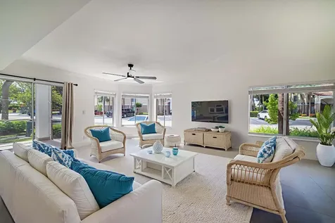 815 W Boynton Beach Boulevard Boynton Beach FL 33426