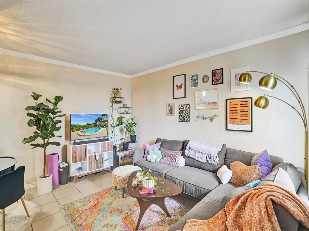 2190 SE 5th Street Pompano Beach FL 33062
