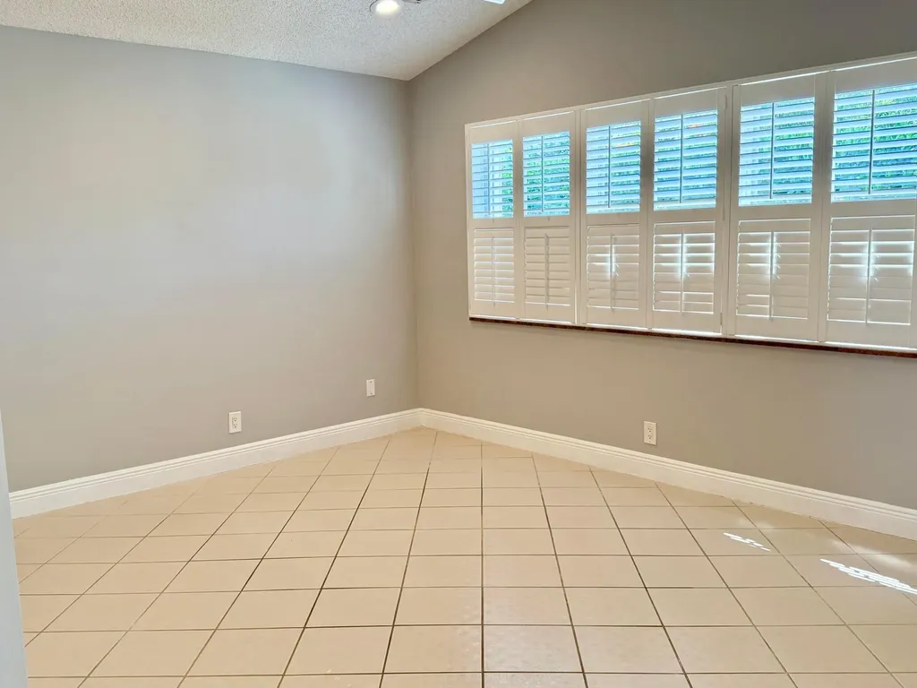 10911 Ladera Lane Boca Raton FL 33498