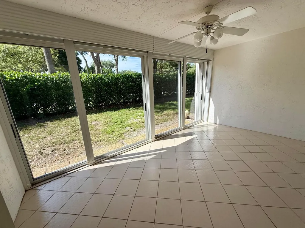 10911 Ladera Lane Boca Raton FL 33498