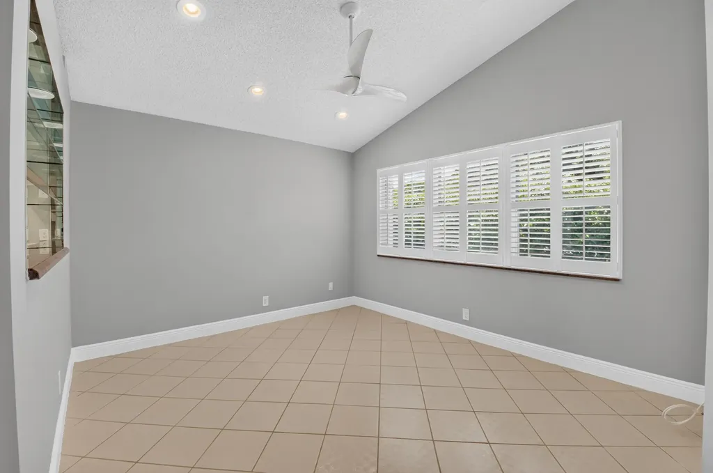 10911 Ladera Lane Boca Raton FL 33498
