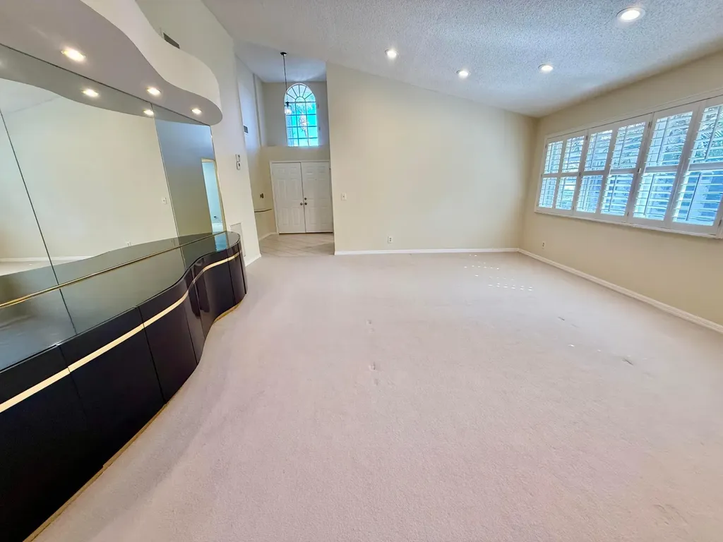 10911 Ladera Lane Boca Raton FL 33498