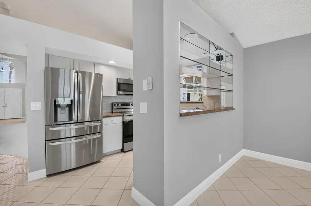 10911 Ladera Lane Boca Raton FL 33498
