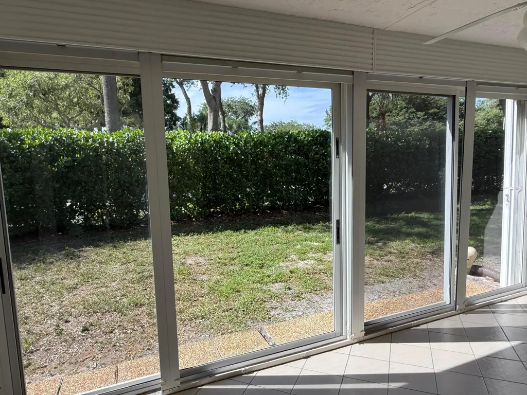 10911 Ladera Lane Boca Raton FL 33498