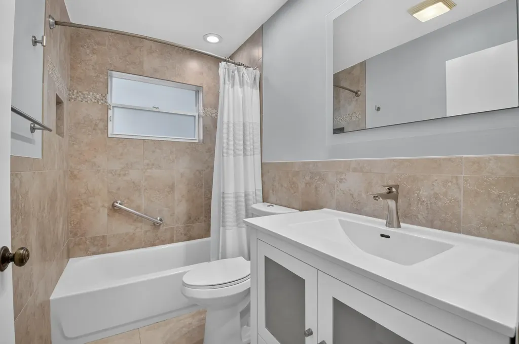 10911 Ladera Lane Boca Raton FL 33498