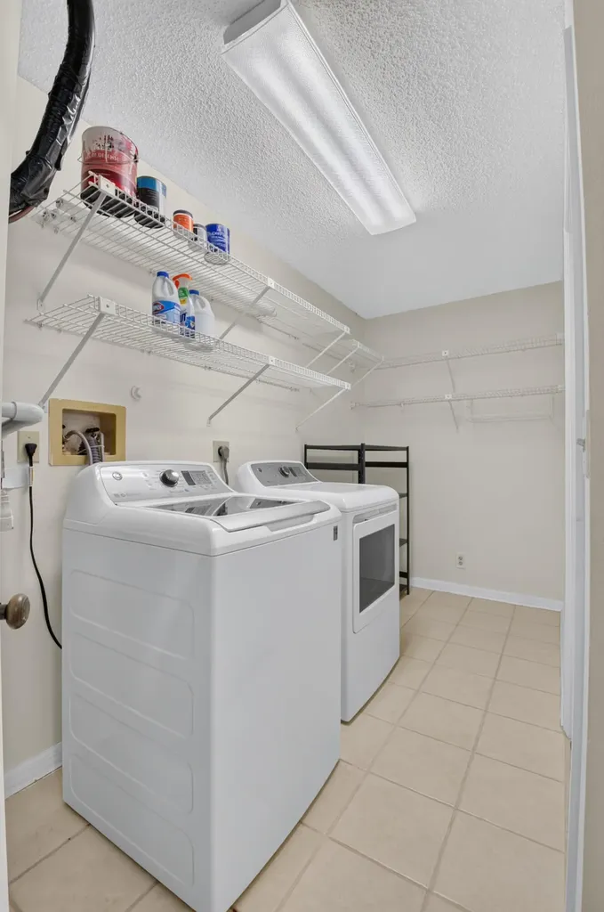 10911 Ladera Lane Boca Raton FL 33498