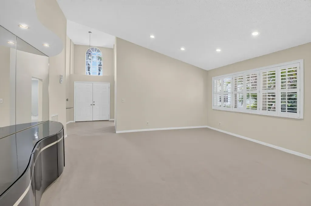 10911 Ladera Lane Boca Raton FL 33498