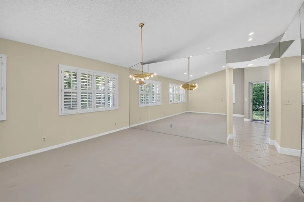 10911 Ladera Lane Boca Raton FL 33498