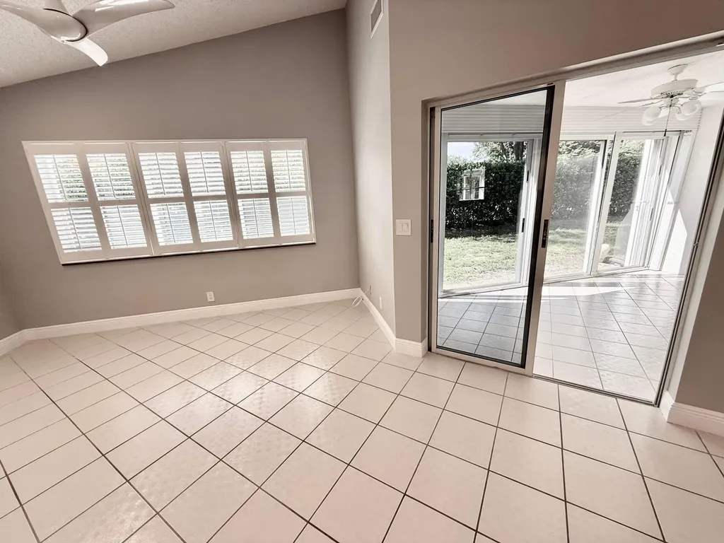 10911 Ladera Lane Boca Raton FL 33498