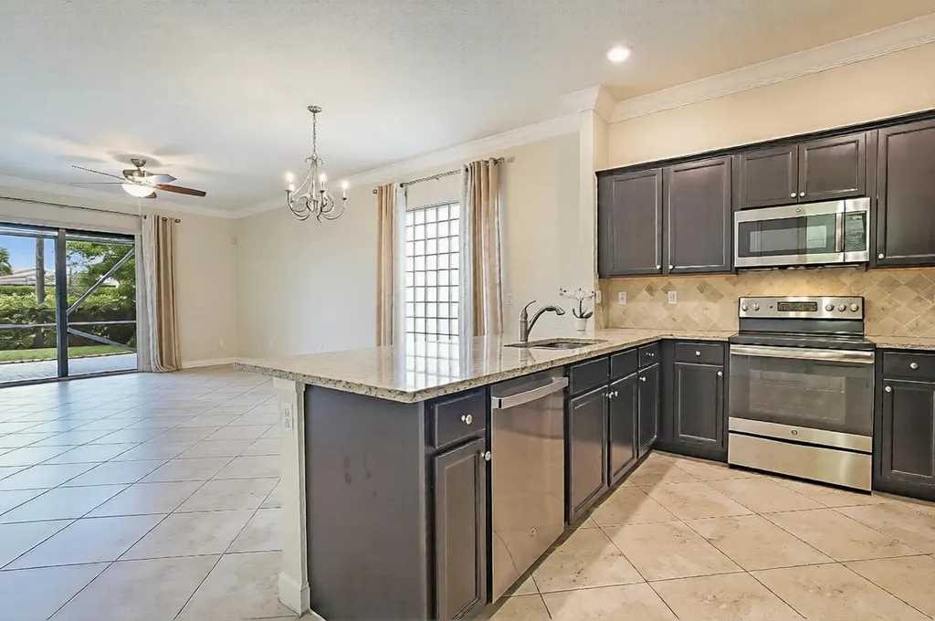 8904 Sea Chase Drive Lake Worth FL 33467