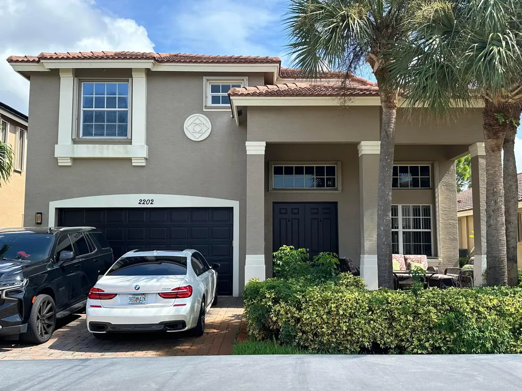 2202 SW Newport Isle Boulevard Port St Lucie FL 34953