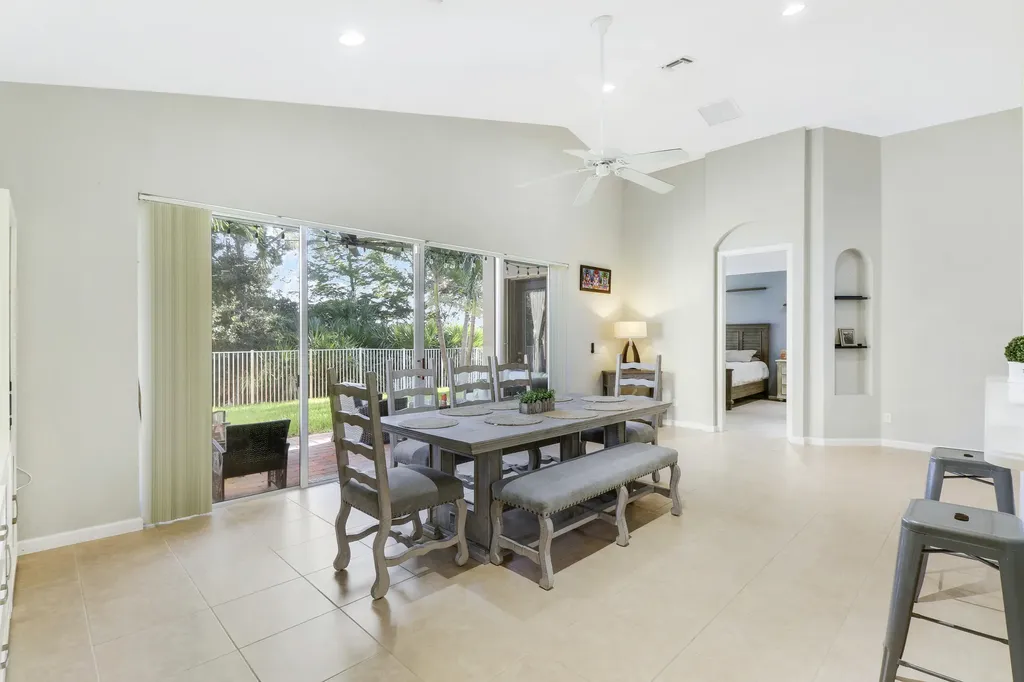 2202 SW Newport Isle Boulevard Port St Lucie FL 34953