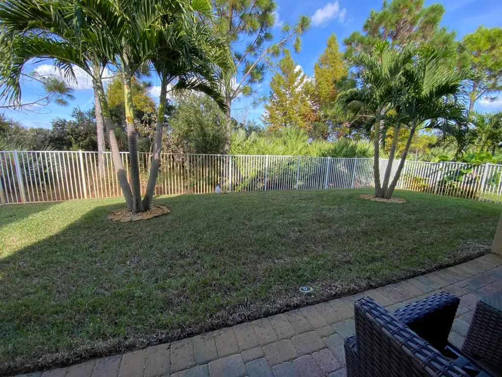 2202 SW Newport Isle Boulevard Port St Lucie FL 34953