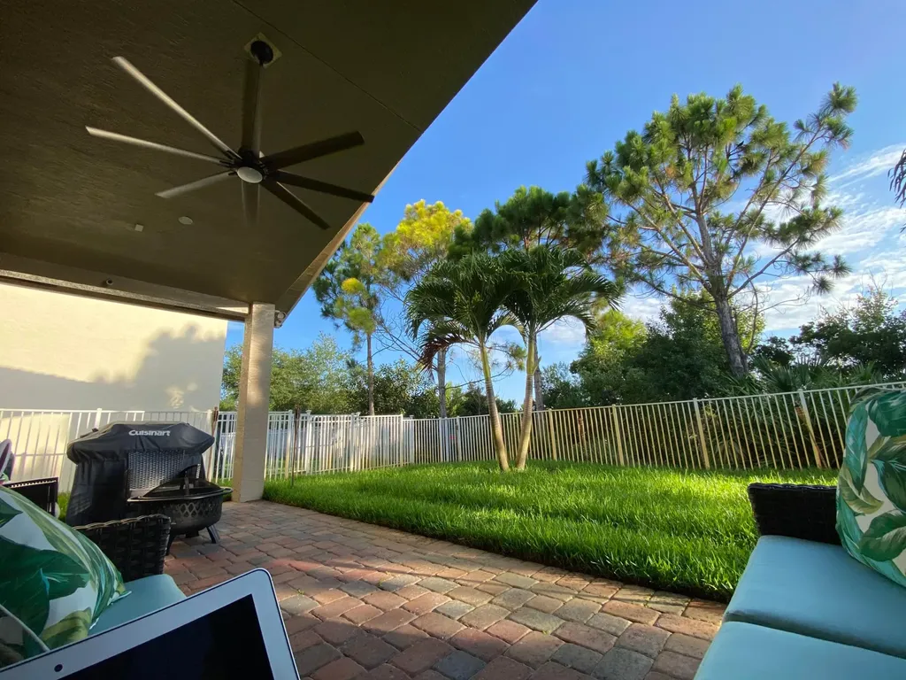 2202 SW Newport Isle Boulevard Port St Lucie FL 34953