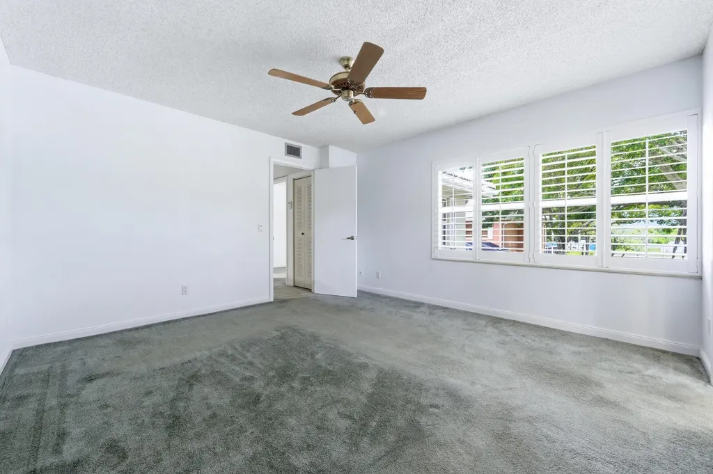 1809 Middleton Way West Palm Beach FL 33409