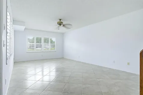1809 Middleton Way West Palm Beach FL 33409