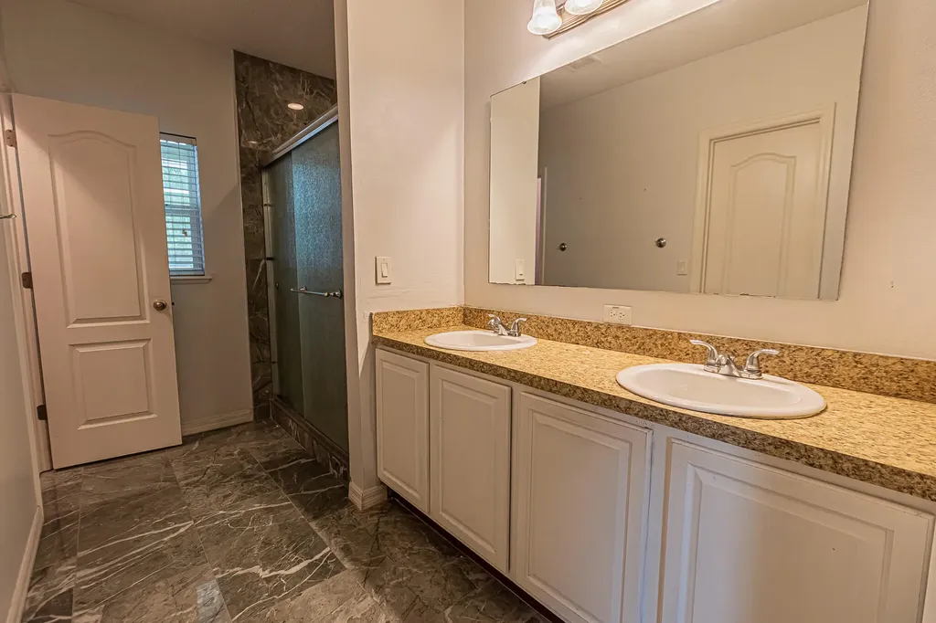 5367 NW Wisk Fern Circle Port St Lucie FL 34986