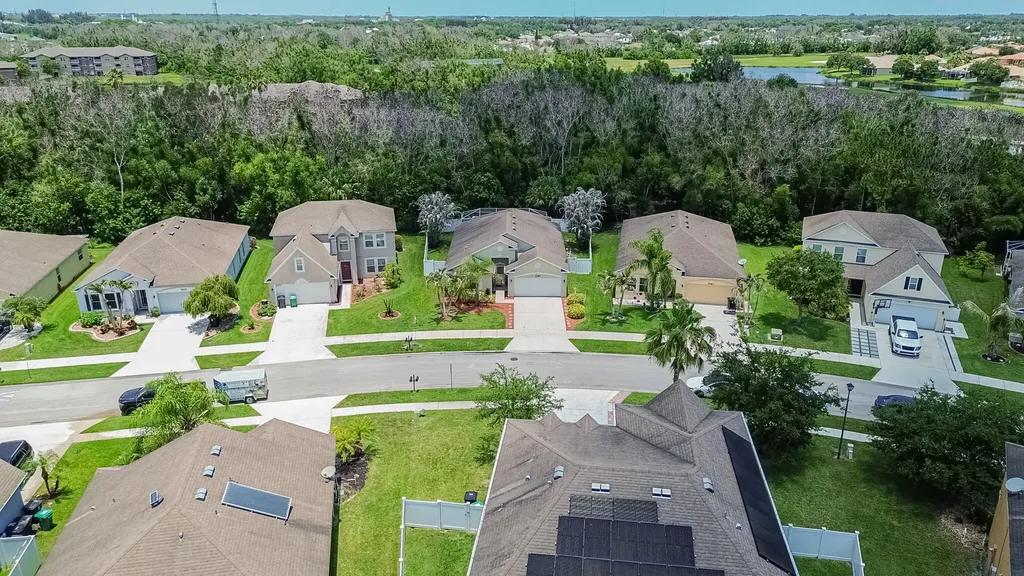 5367 NW Wisk Fern Circle Port St Lucie FL 34986