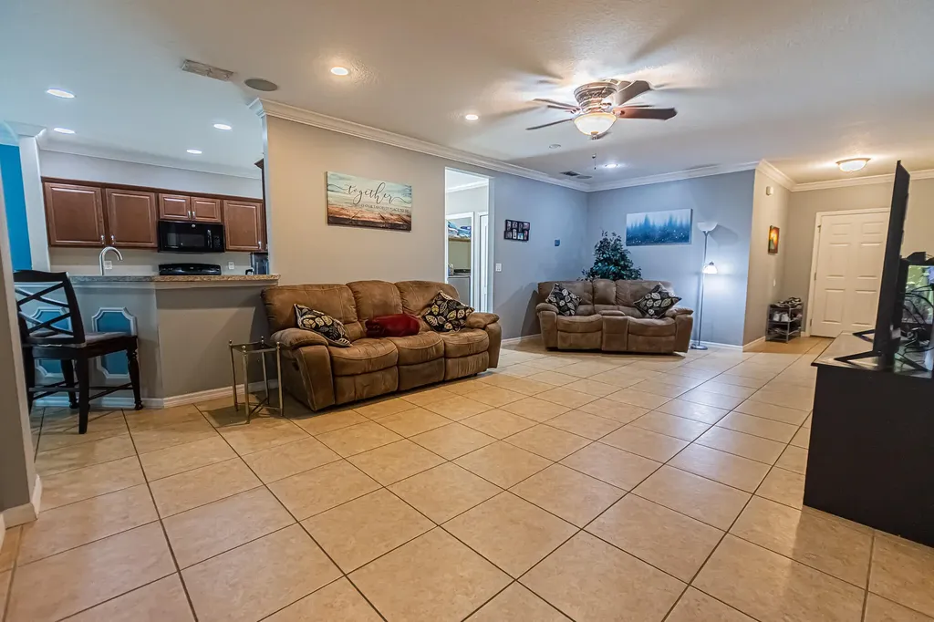 5367 NW Wisk Fern Circle Port St Lucie FL 34986