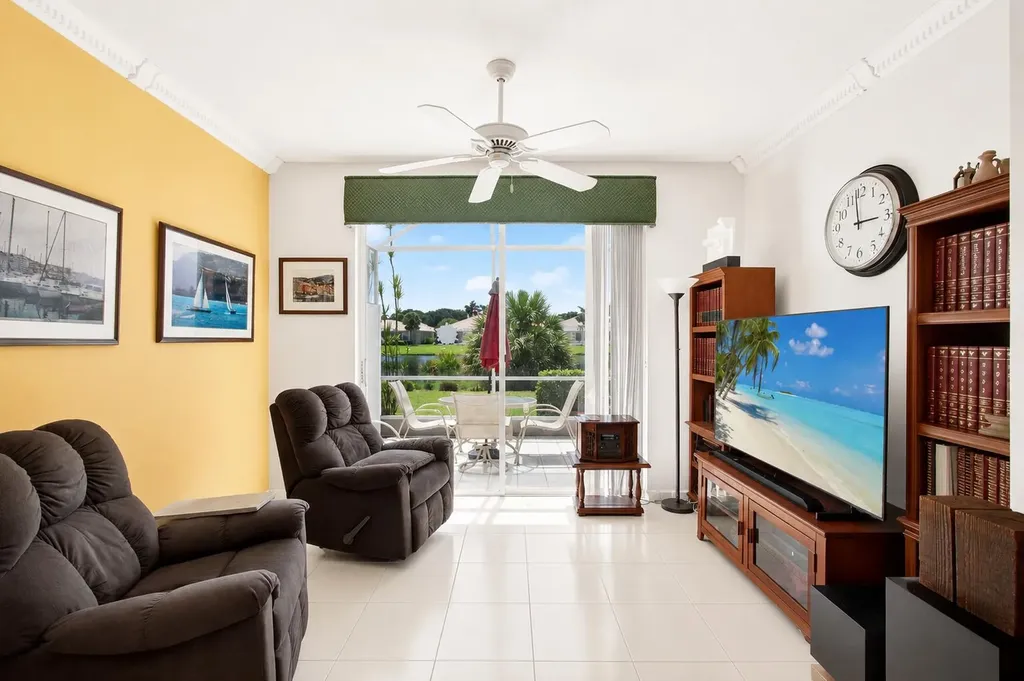 10773 Royal Caribbean Circle Boynton Beach FL 33437