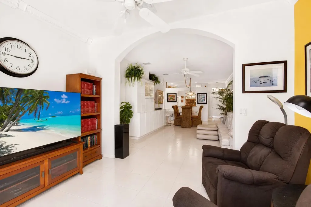 10773 Royal Caribbean Circle Boynton Beach FL 33437