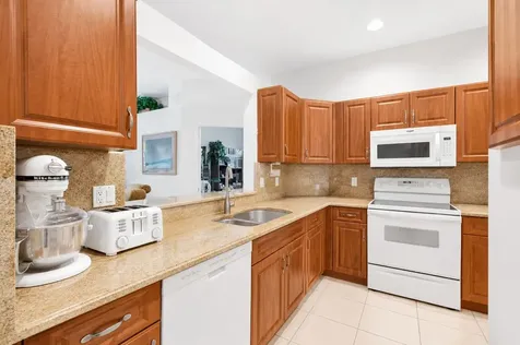 10773 Royal Caribbean Circle Boynton Beach FL 33437