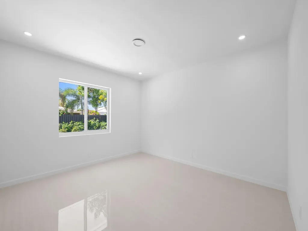 1750 NE 49th Street Fort Lauderdale FL 33334