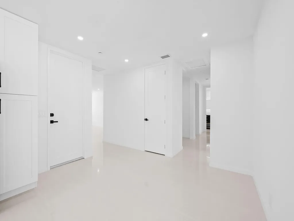 1750 NE 49th Street Fort Lauderdale FL 33334