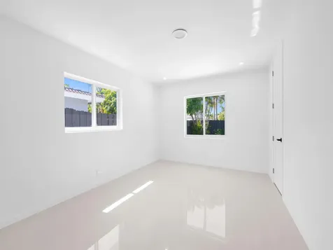 1750 NE 49th Street Fort Lauderdale FL 33334