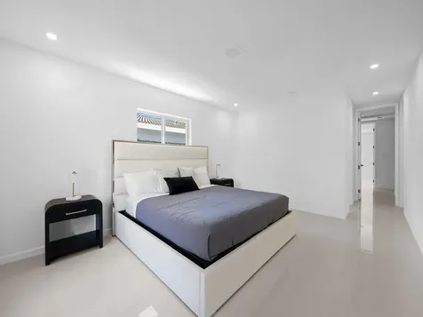 1750 NE 49th Street Fort Lauderdale FL 33334