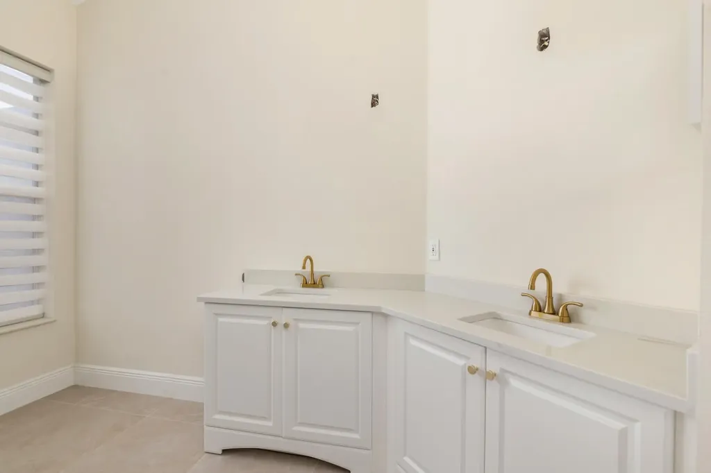 999 Lytham Court West Palm Beach FL 33411