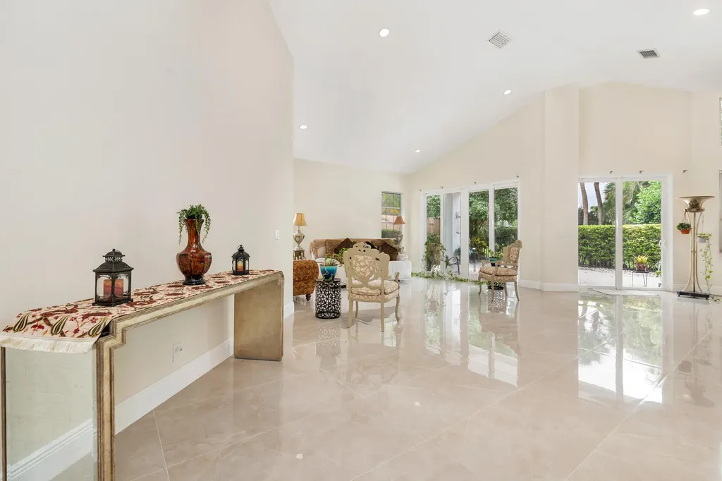 999 Lytham Court West Palm Beach FL 33411