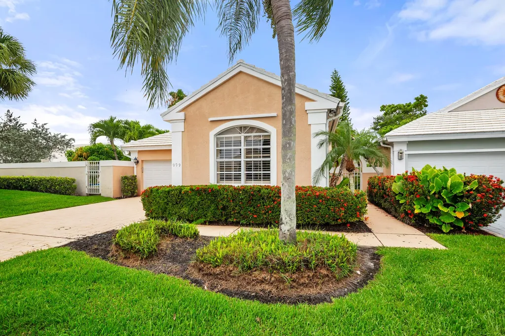 999 Lytham Court West Palm Beach FL 33411