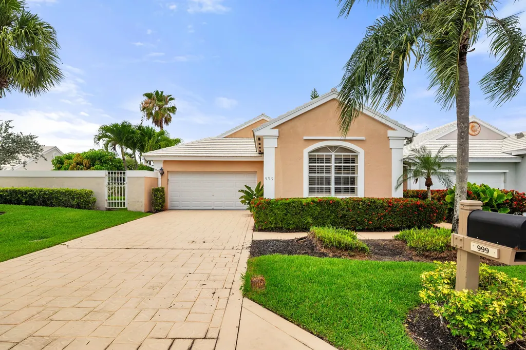 999 Lytham Court West Palm Beach FL 33411