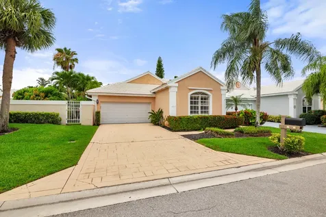 999 Lytham Court West Palm Beach FL 33411