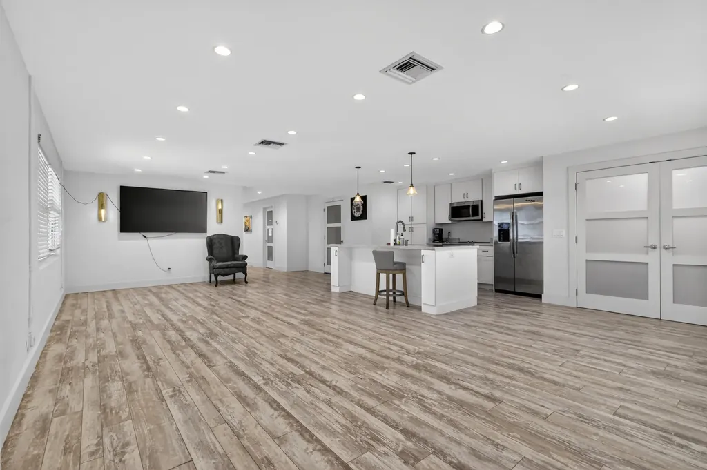 234 NE 4th Avenue Delray Beach FL